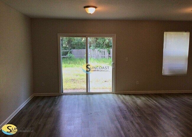 Foto del edificio - 8349 Homeport Ct