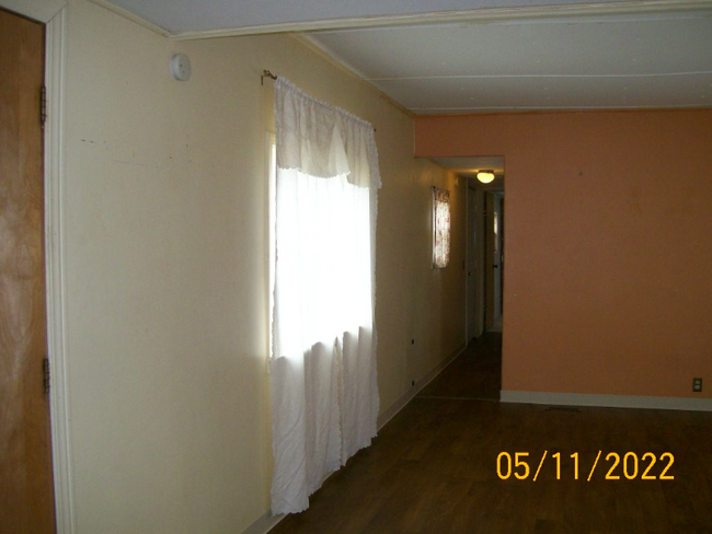 Building Photo - 13 Travertine Ln