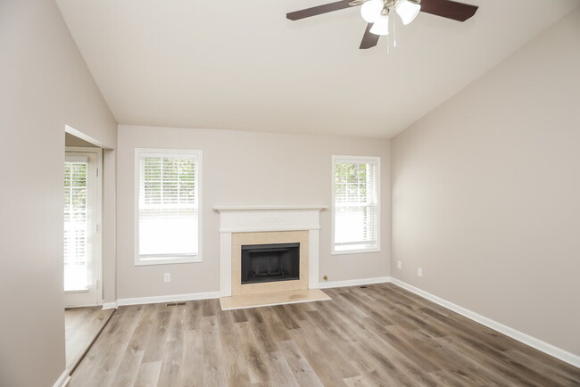 Building Photo - 7817 Cambridge Dr