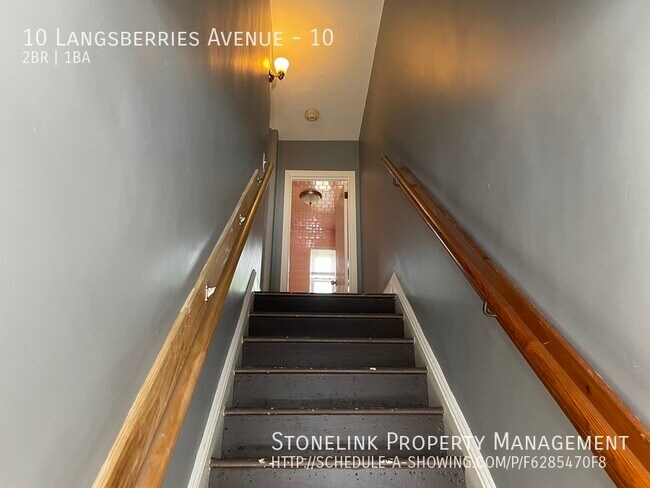 Foto del edificio - 10 Langsberries Ave