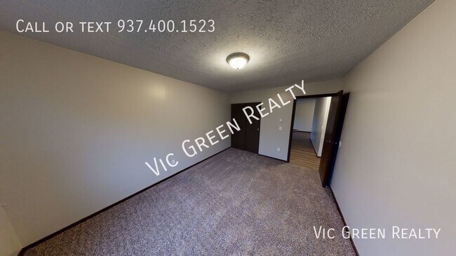 Building Photo - 4506 Waynedale Cir