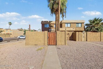 Building Photo - 4701 E Pueblo Ave