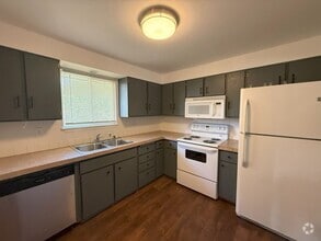 Building Photo - 1524 N Vista Rd