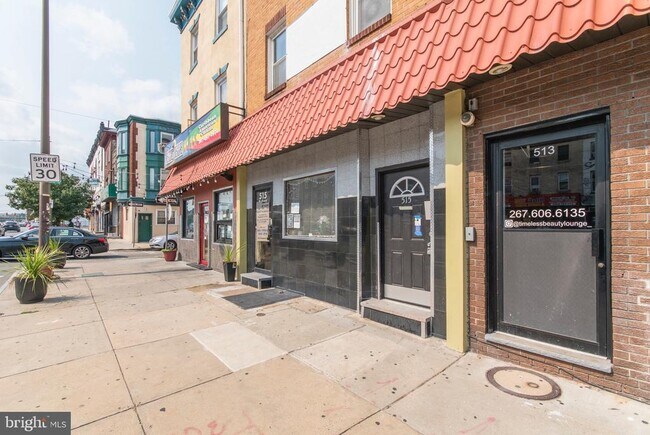 Foto del edificio - 513 W Girard Ave