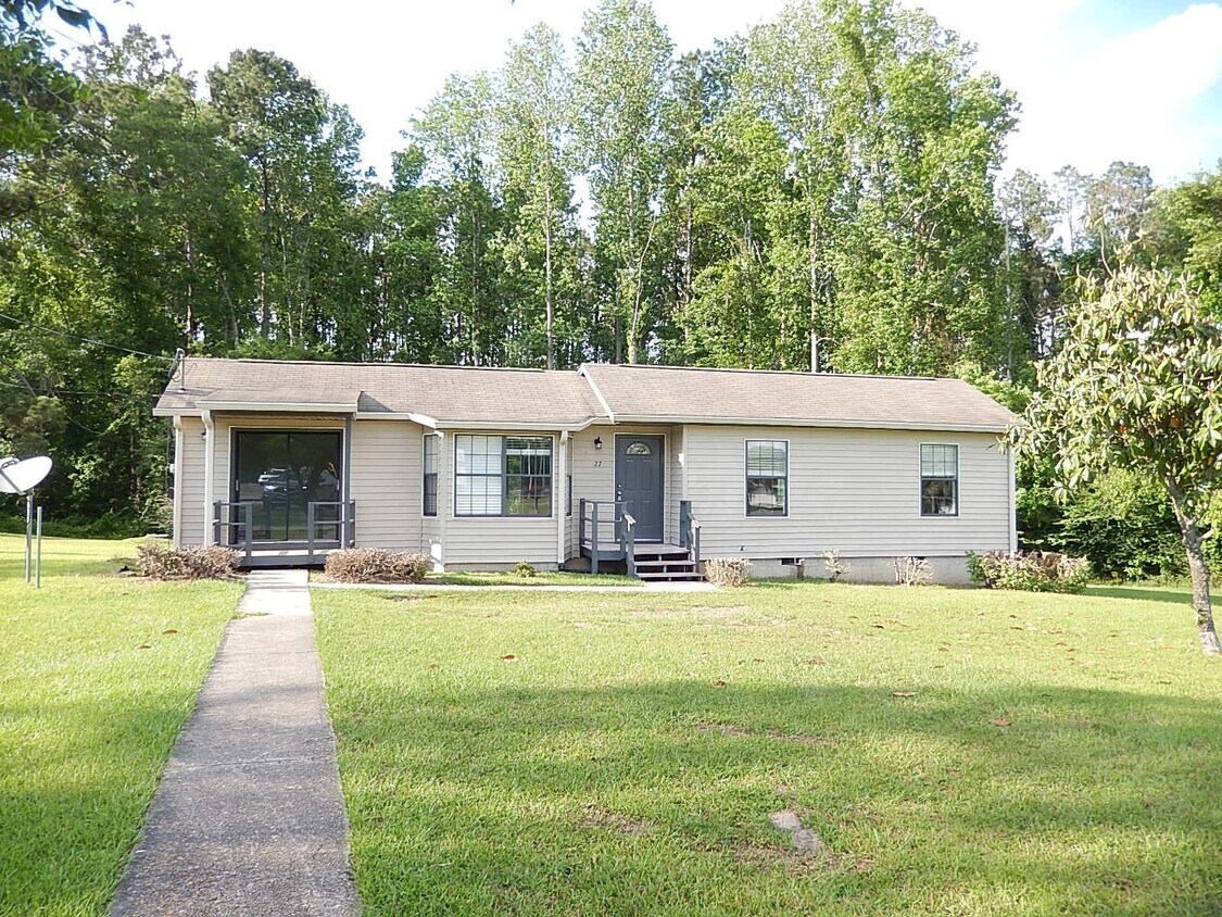 27 Sierra Rd, Havana, FL 32333 House Rental in Havana, FL