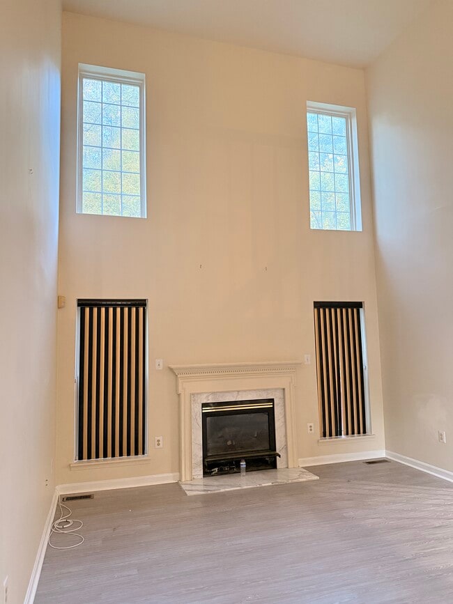 Building Photo - 10010 Westerly Ln