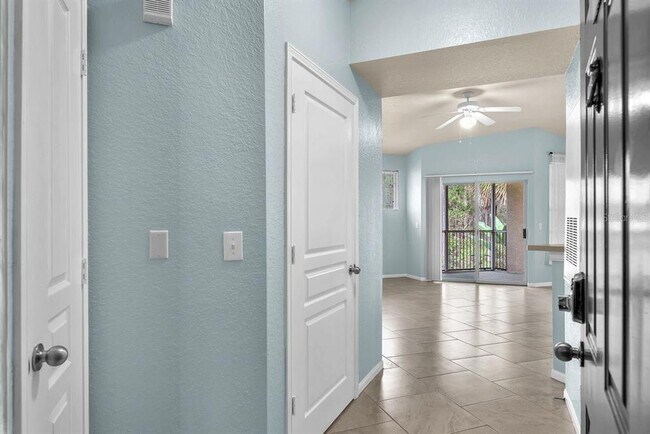 Foto del edificio - 5125 Palm Springs Blvd