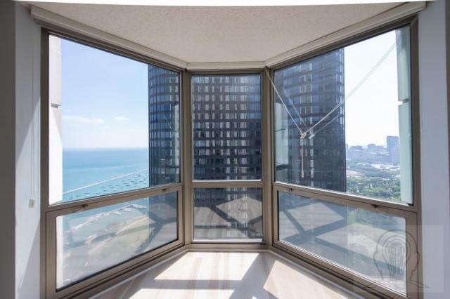 Foto del edificio - 2 bedroom in CHICAGO IL 60601