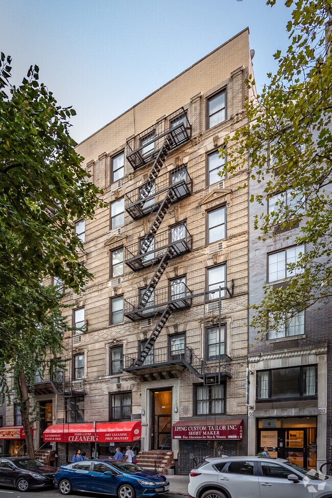 Building Photo - 242 E 77th St