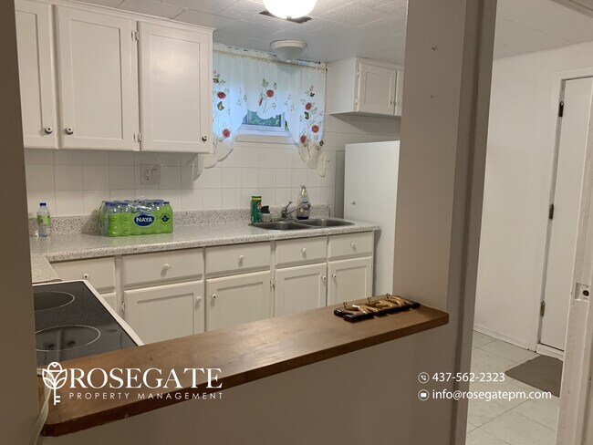 Photo du bâtiment - Fully Furnished 1-Bedroom Apartment in Hamilton | All Utilities Included