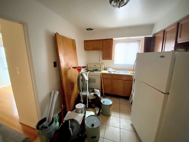 Foto del edificio - 6454 N Ridge Blvd