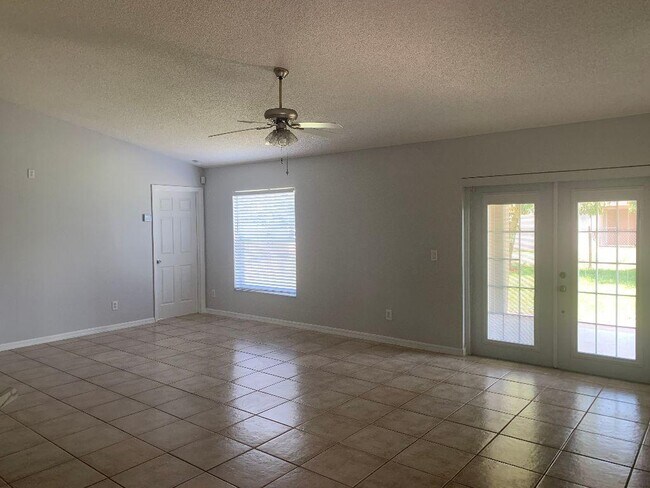 Foto del edificio - 2138 SW Devon Ave