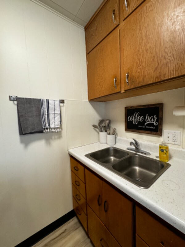 Foto del edificio - 208 2nd St S