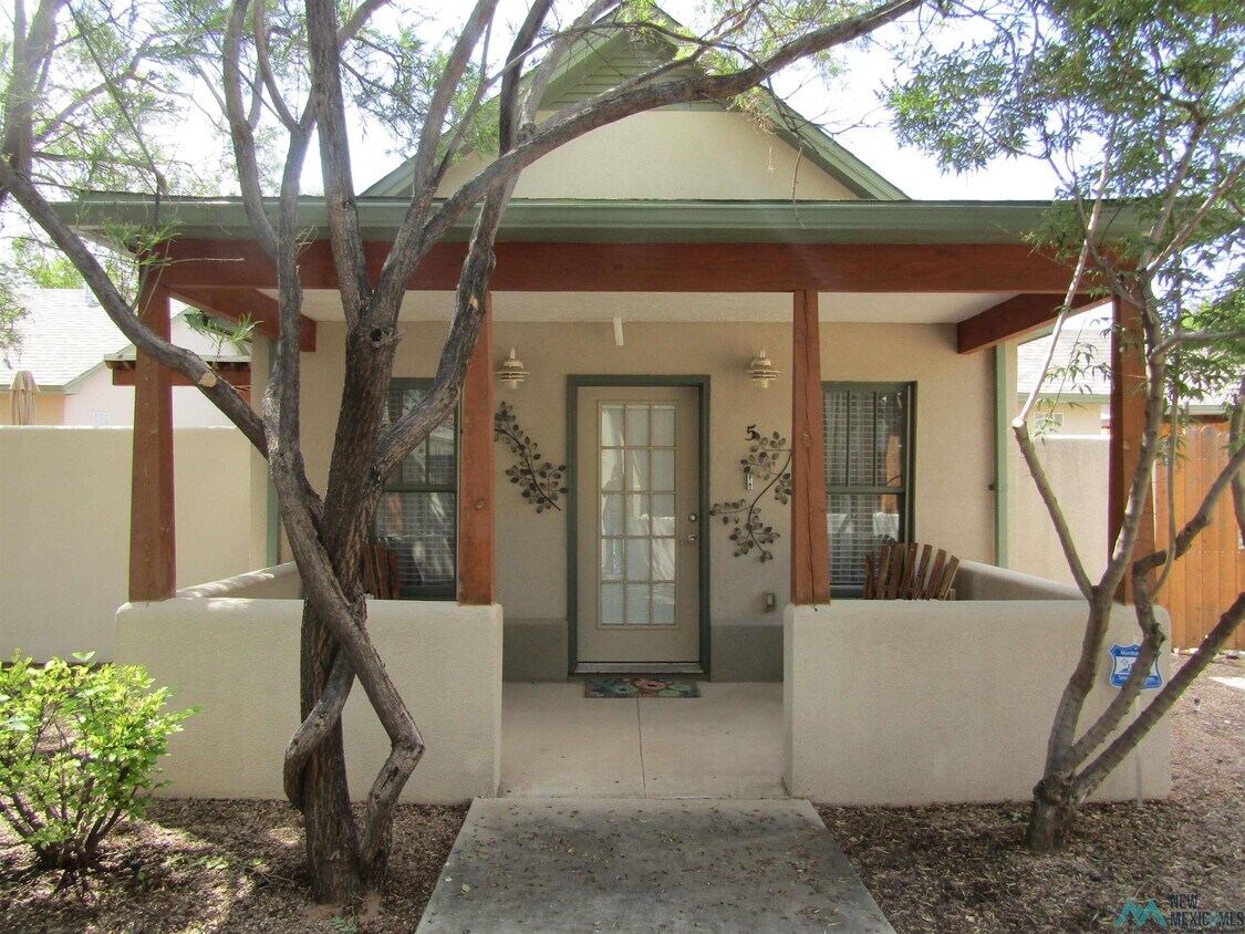 Foto principal - 2100 5 Richardson Ave