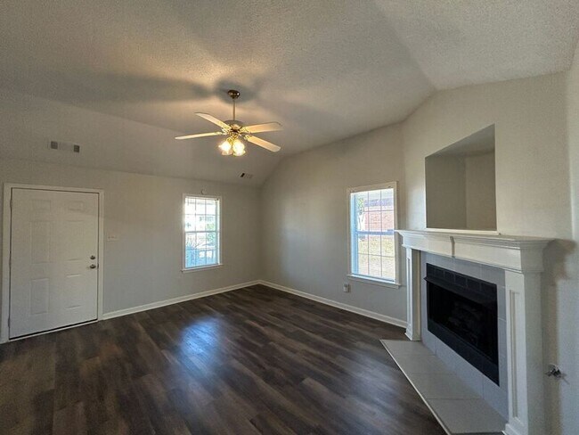 Foto del edificio - 4539 Cedargreen Cove