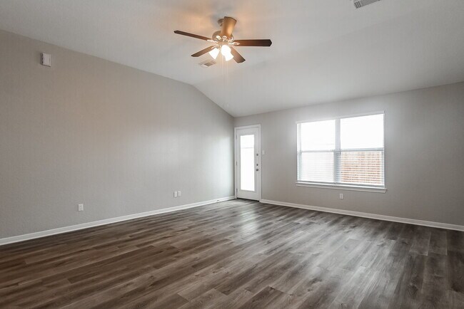 Foto del edificio - 622 Oak Briar Dr