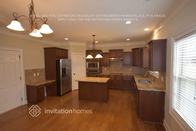 Building Photo - 416 Icicle Ct