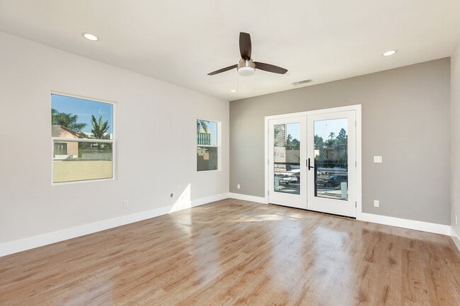 Foto del edificio - 3318 Fourth Ave