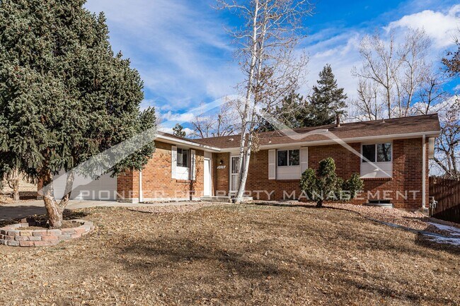Foto del edificio - Gorgeous Home with Fenced Yard and 2 Car G...