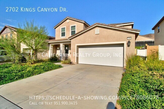 Foto del edificio - 2702 Kings Cyn Dr