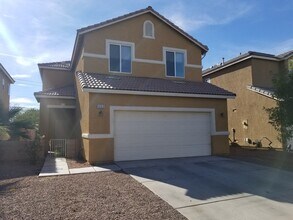 Building Photo - 5063 El Castano Ave