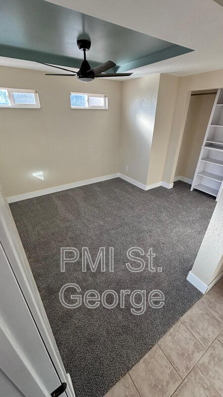 Building Photo - 360 N 300 W