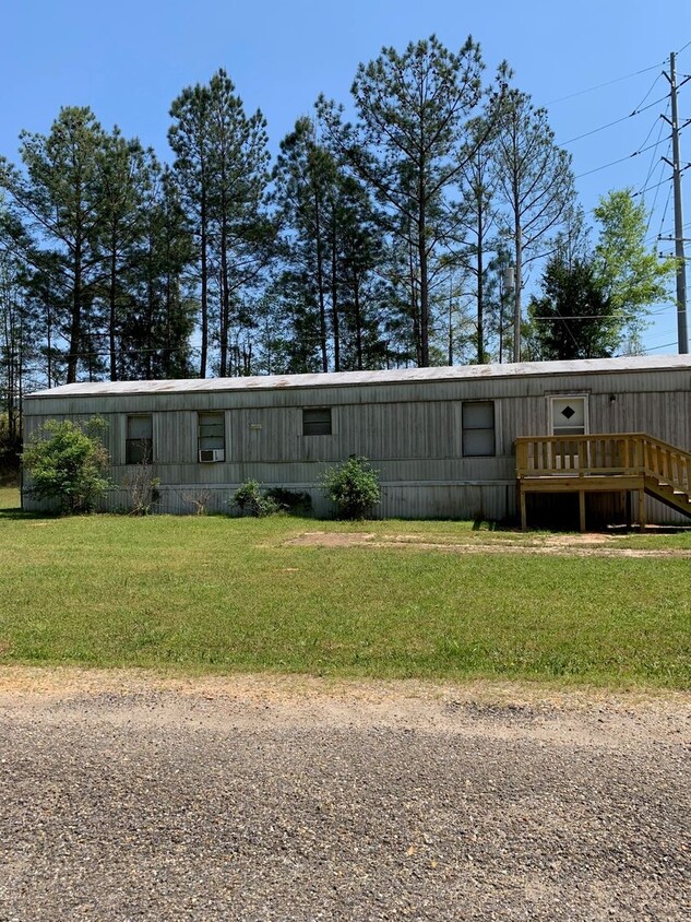 Primary Photo - 2 Bdrm/2 Bath Mobile home on private road ...