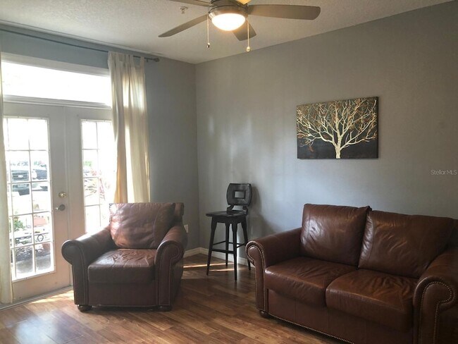 Foto del edificio - 6380 Raleigh St