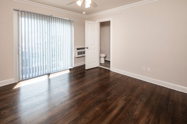 Interior Photo - Linden Apartments