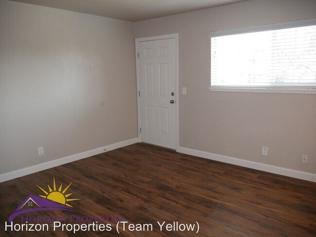 Foto del edificio - 3701 Morse Ave