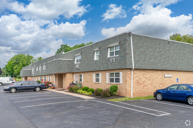 Building Photo - Amity Garden