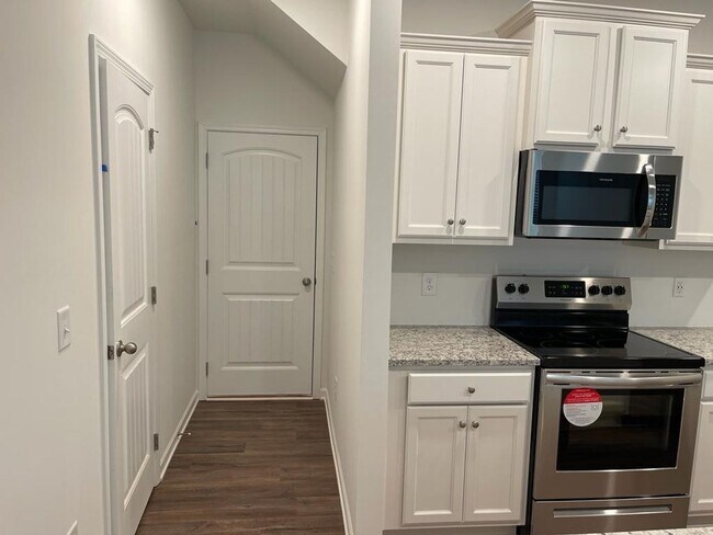 Building Photo - 337 Whitetail Cir