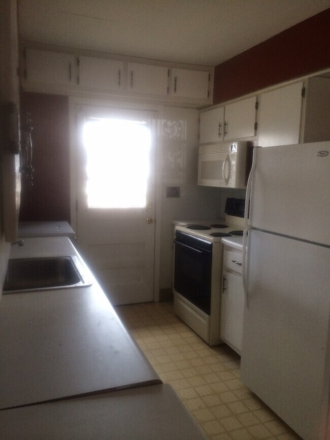 Foto del edificio - 3 Bedroom 1 Bath home in the cove