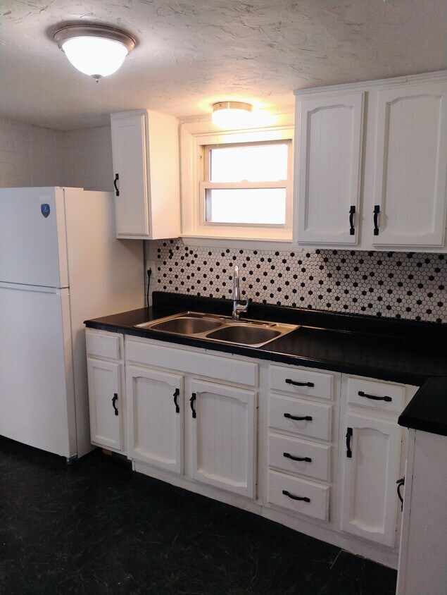 Foto principal - 954 Bedford St