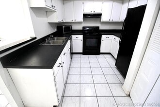 Building Photo - 6287 Scotch Pine Ln