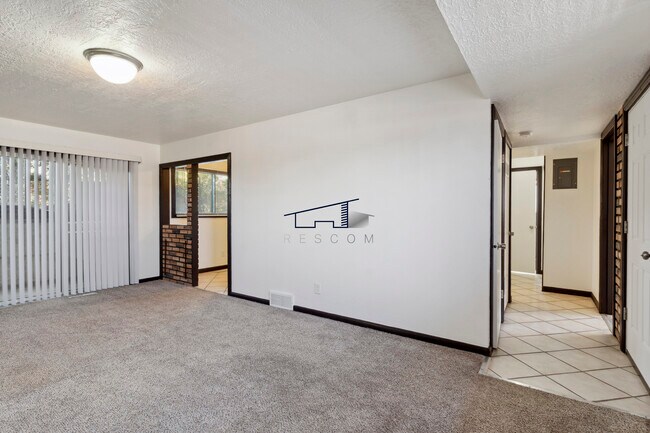 Foto del edificio - 1014 7th St