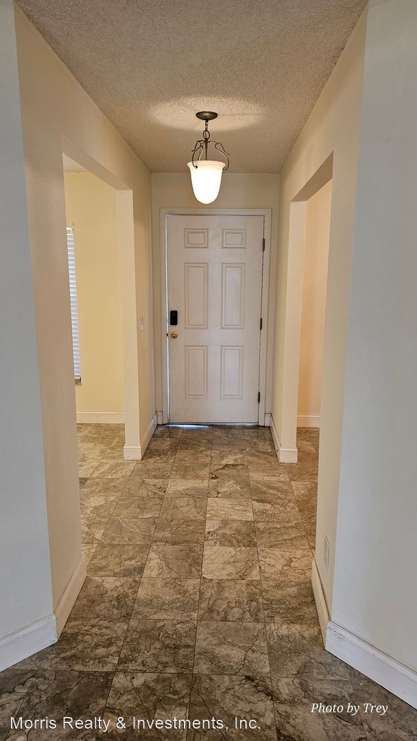 Building Photo - 3 br, 2 bath House - 1760 Presidio Dr