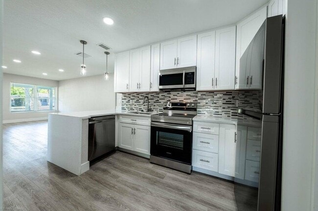 Foto del edificio - 1405 NW 7th Terrace