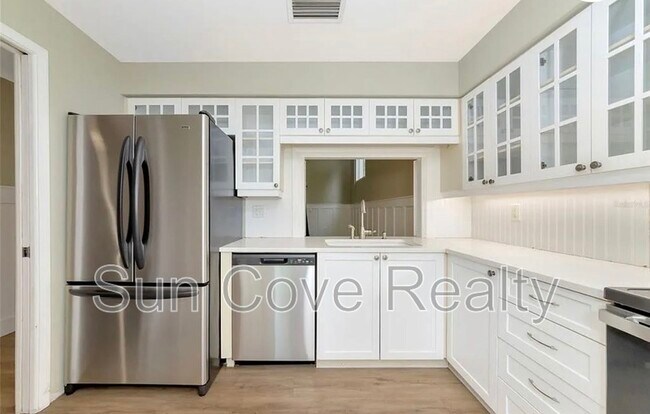 Foto del edificio - 4518 Ascot Cir S