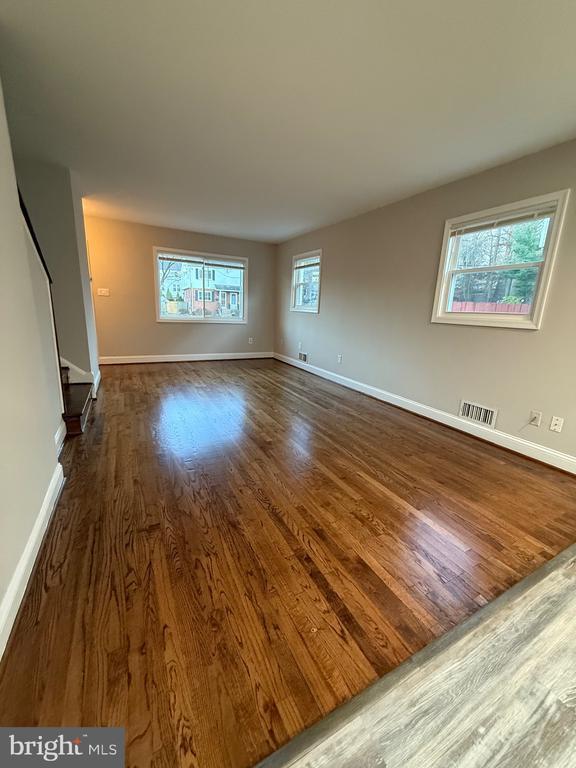 Foto principal - 5852 Mt Vernon Dr