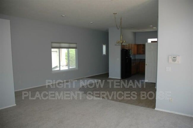 Building Photo - 5503 North Rivulet Way