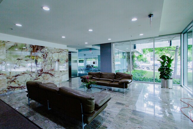 Foto del edificio - 800 Elgin Rd
