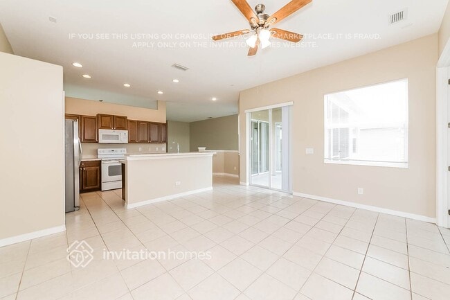 Building Photo - 5407 Lexington Dr