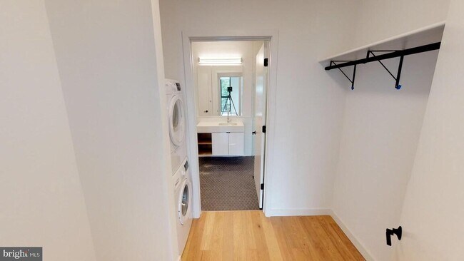 Foto del edificio - 57 N St NW