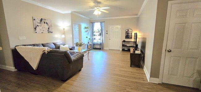 Shared Living Room - 900 Dean Lee Dr