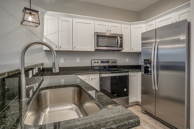 Foto del edificio - 1127 N Washington Ave