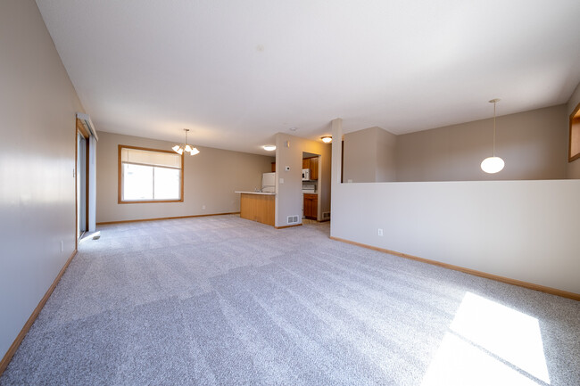 Foto del edificio - 1380 Silver Lake Rd NW