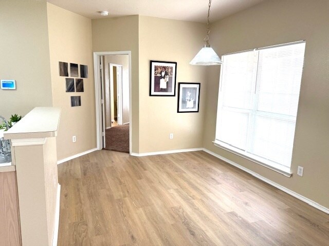 Building Photo - Beautifully Designed Home Will be available by July 20th! New Flooring throughout