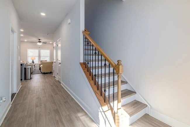 Interior Photo - Mintworth Commons