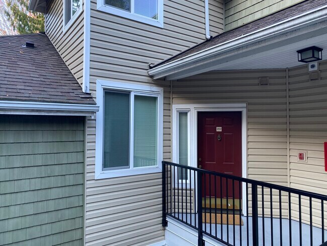 Foto del edificio - 5000 NW Village Park Dr